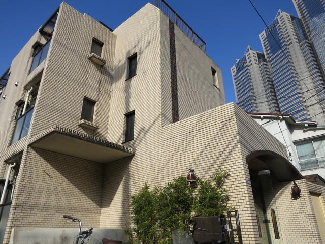 サンパレス西新宿の外観画像