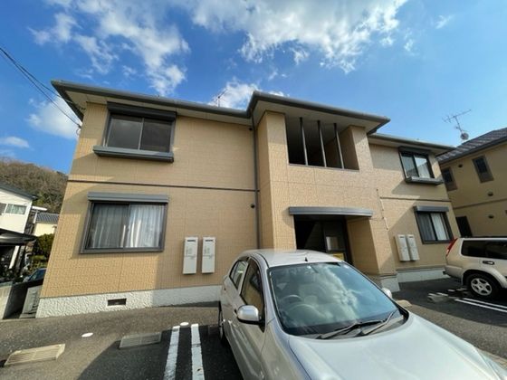 シャルマン西浜 A棟の外観画像