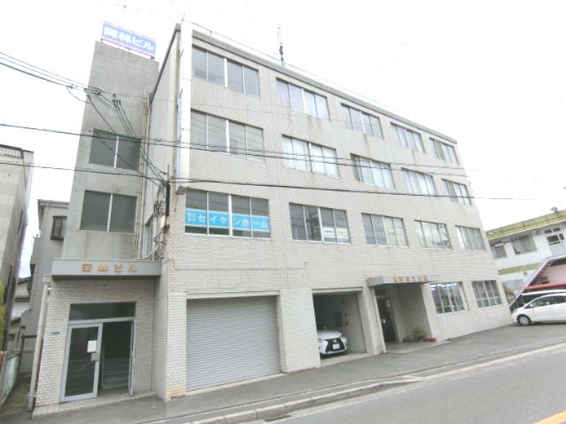 岡林ビルの外観画像