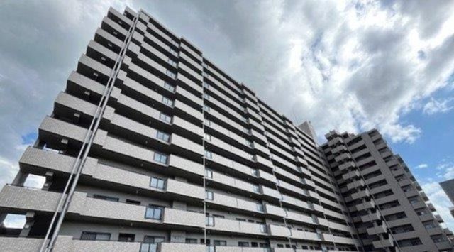 サーパス萱町の外観画像