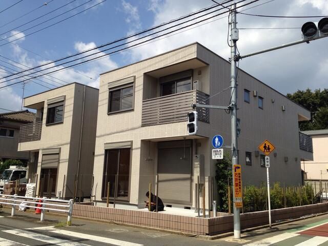 hereux heure (ウルーウール)の外観画像