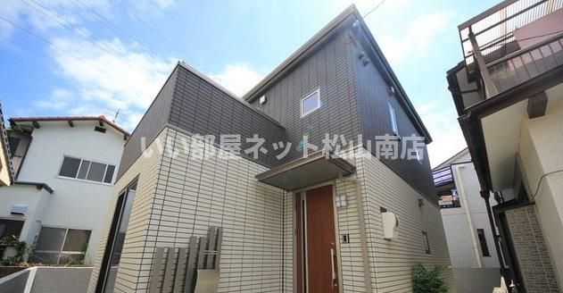 西石井戸建ての外観画像
