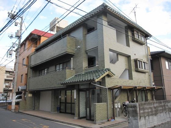 かなやまビルの外観画像