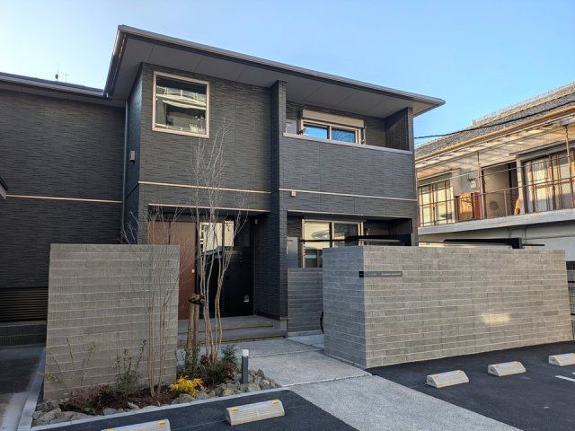 シャーメゾン萱町の外観画像