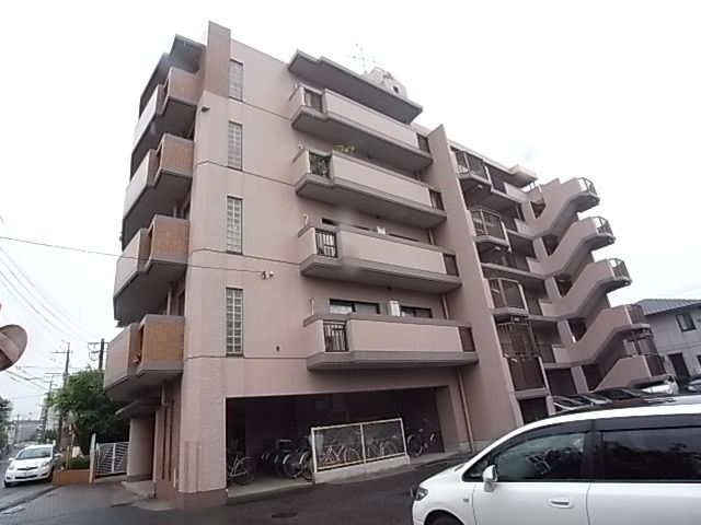 スカイハイツ南福岡の外観画像