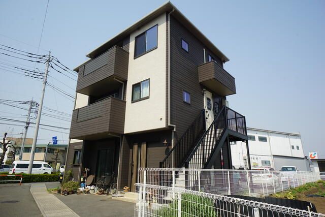 上中居貸の外観画像