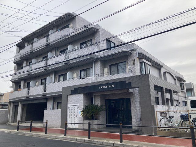 エメラルドコーポの外観画像