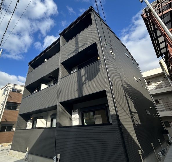 セレニティ出雲町A棟の外観画像