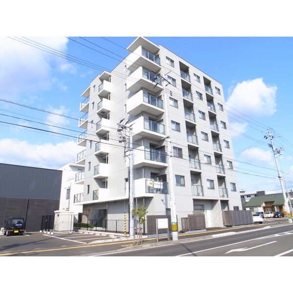 BRANDZ TOMIZAWAの外観画像