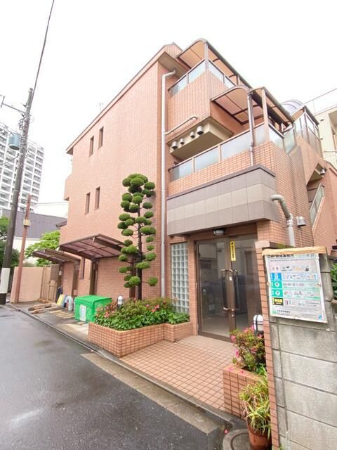 クレセールオギクボの外観画像
