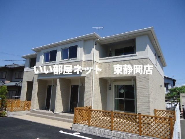 ルビコン・トレの外観画像