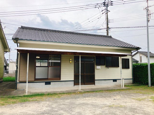 高尾野町 2LDK 貸家の外観画像