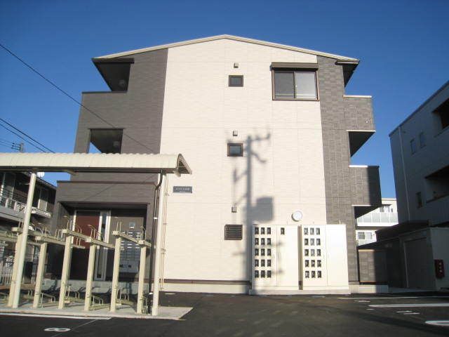 ココリ市立病院前の外観画像