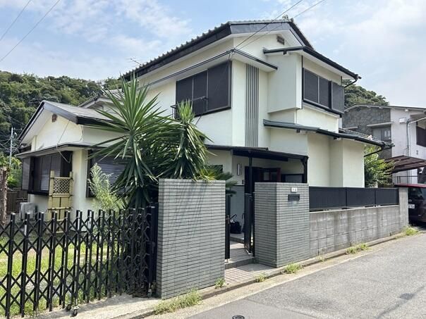 馬堀町1丁目貸家の外観画像