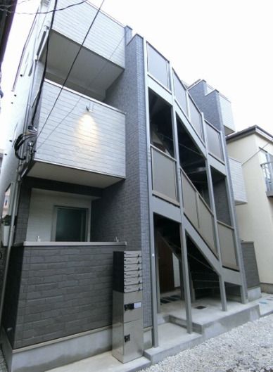リーヴェルポート横浜英町Terzaの外観画像