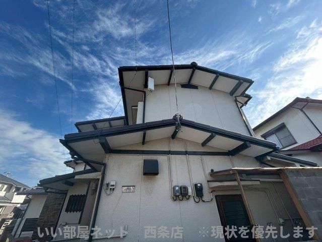 磯浦町貸家Bの外観画像