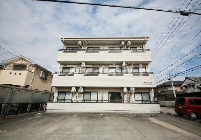 プラージュKの外観画像