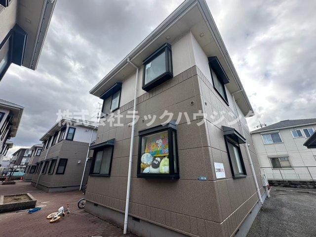 メゾン新家B棟の外観画像