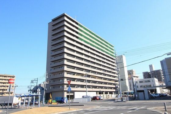 ロイヤルガーデン大元駅前の外観画像