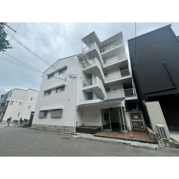 GM-1の外観画像