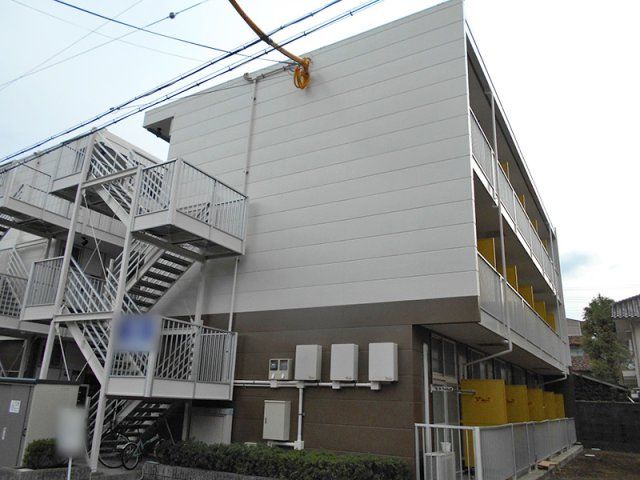 レオパレストラストの外観画像