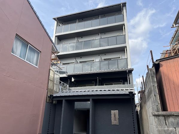 アドバンス京都烏丸町の外観画像