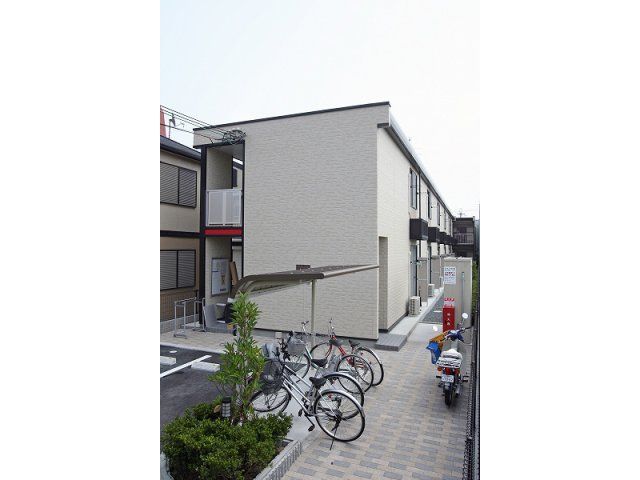 レオパレスソフィア高槻の外観画像
