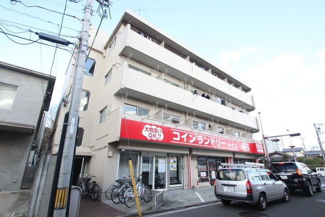 栗原ビルの外観画像