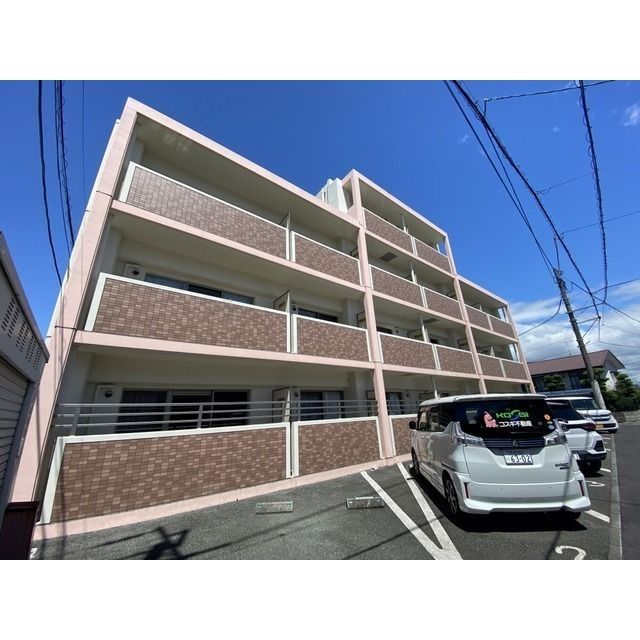 Y’sスクエアの外観画像