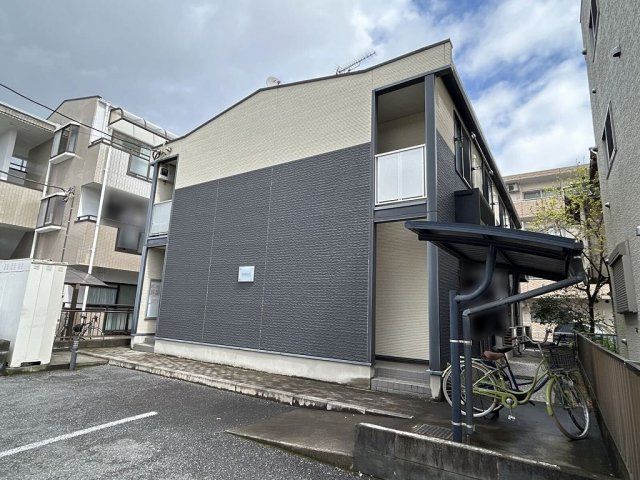 レオパレスけやき通りハイツの外観画像