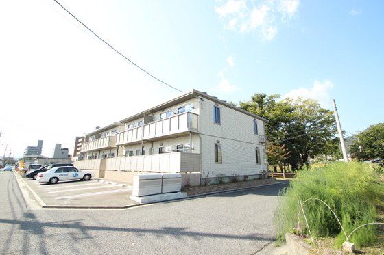 リバーパークせせらぎ A棟の外観画像