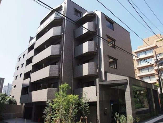 ルーブル泉岳寺前の外観画像