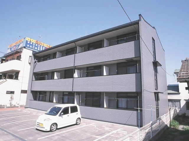 レオパレスヴィラの外観画像