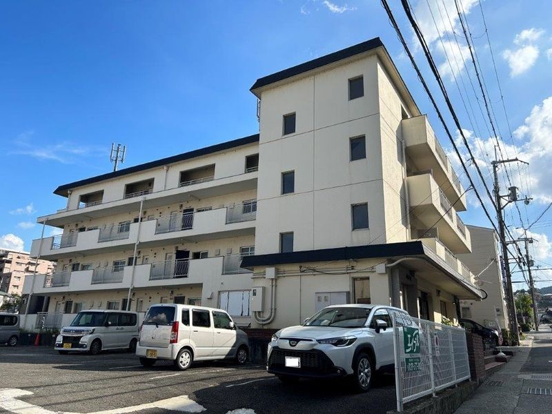 本宮ハイツの外観画像