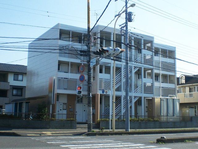 レオパレスエスポワールの外観画像