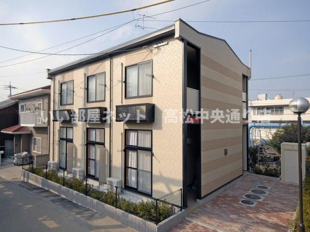 レオパレスラパンの外観画像