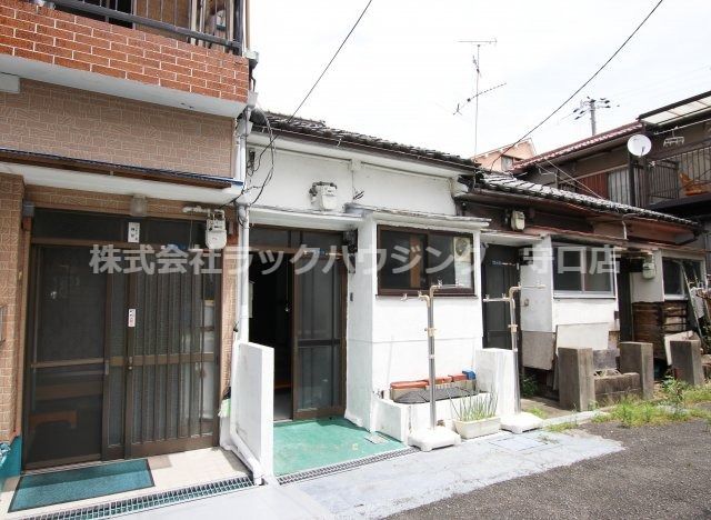 菊水通1丁目貸家の外観画像
