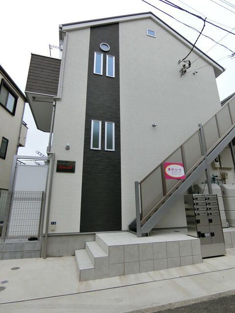 リーヴェルポート横浜南エミールの外観画像