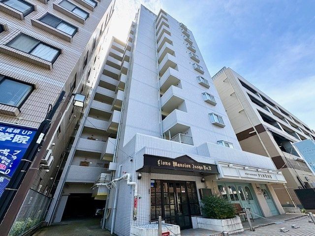 ライオンズマンション磯子3丁目の外観画像