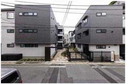 LUXの外観画像
