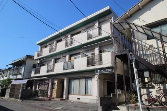 吉マンションの外観画像