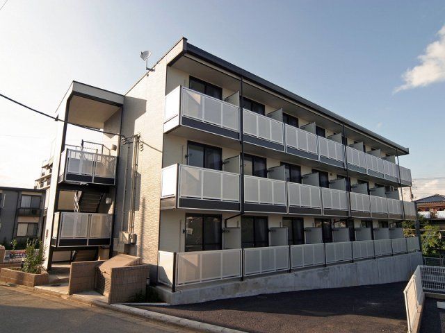 レオパレスオークス土気 弐番館の外観画像