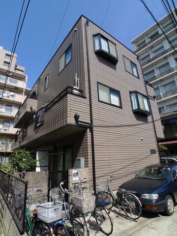ラ・フルールの外観画像