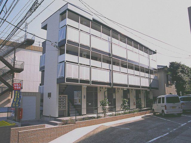 レオパレスデュオ K&Jの外観画像
