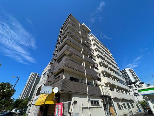 ロイヤルレスト本田の外観画像