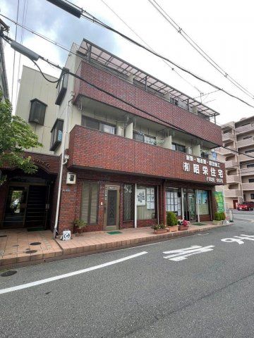 ロイヤルハイム石津の外観画像