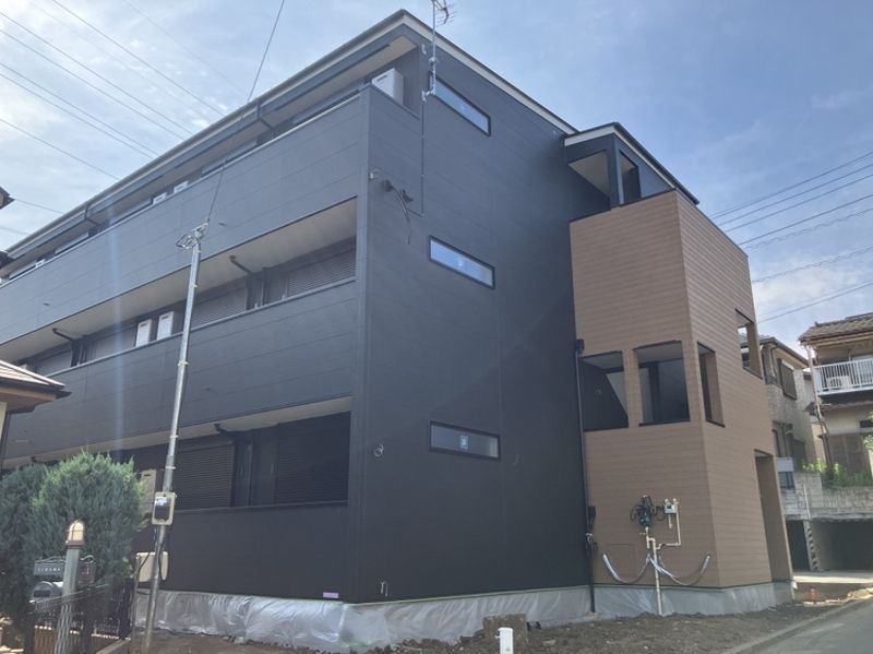 エフプレスト岸町の外観画像