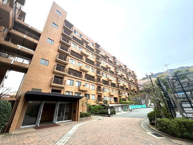 六甲グランドヒルズ2番館の外観画像