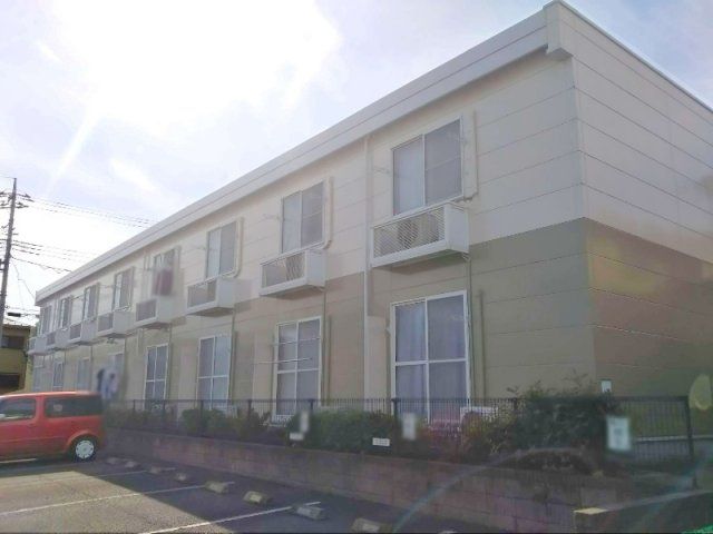 レオパレスラムロの外観画像