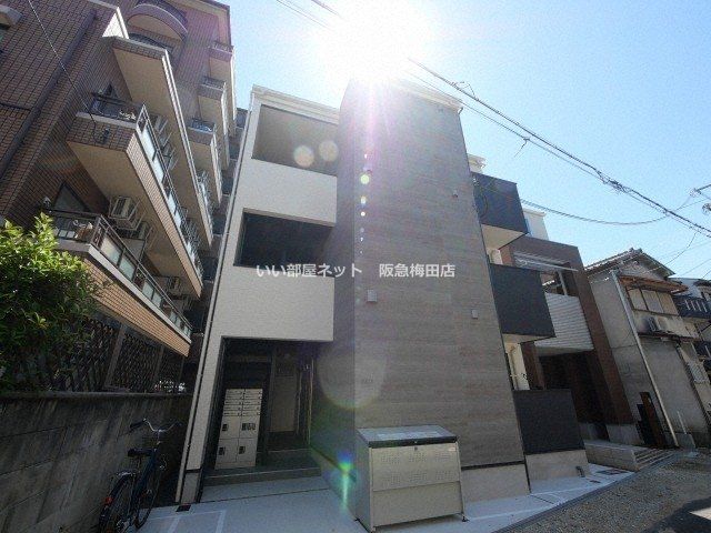 REGIA OSAKA CITY KOMATSUの外観画像